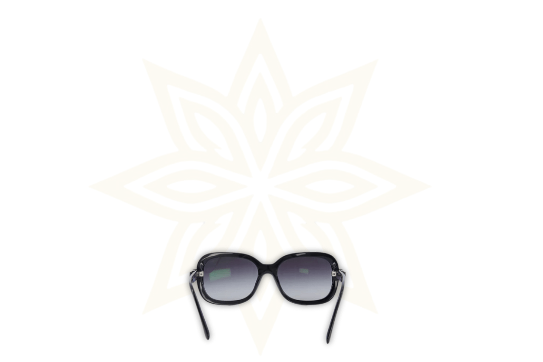 Chanel Occhiali da Sole Vintage Chanel in Acetato Nero con Lenti Sfumate - Etoilux