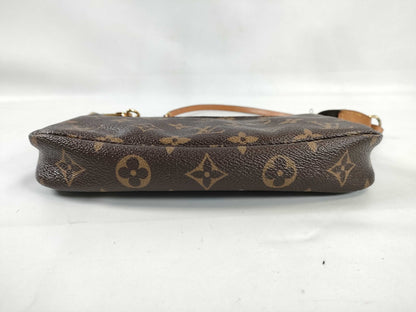 Louis Vuitton Pochette Accessoires - Etoilux
