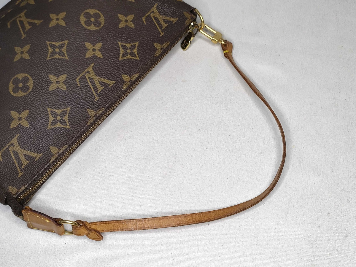 Louis Vuitton Pochette Randonnée - Etoilux