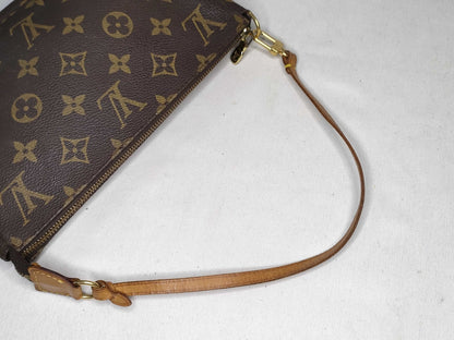 Louis Vuitton Pochette Randonnée - Etoilux