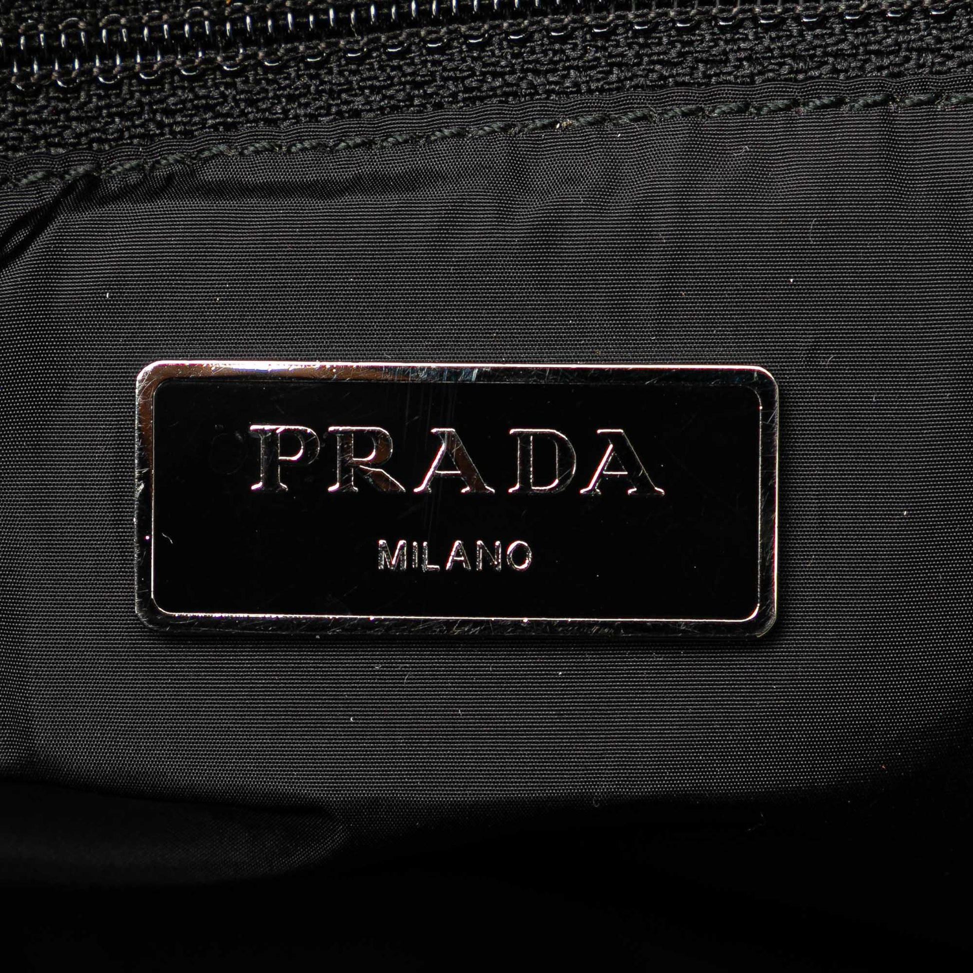 Prada – Tote in nylon stampato con cuori (“I Love Prada”) - Etoilux