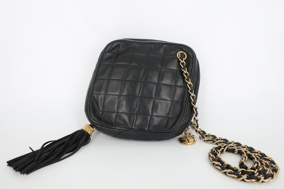 Chanel Matelassé con Catena - Etoilux