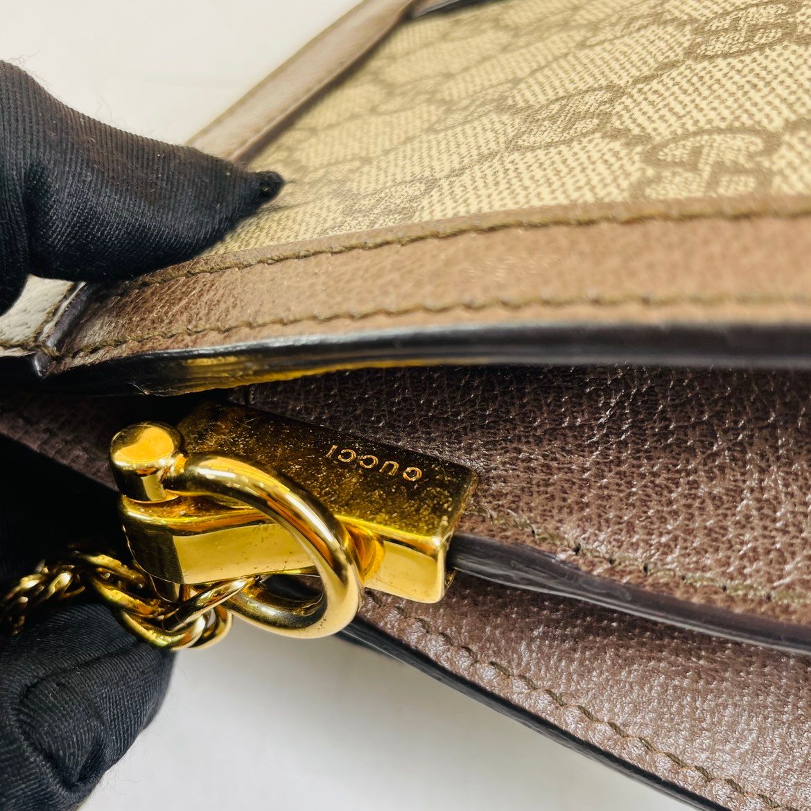 Gucci – Ophidia Canvas Retro con Tracolla in Catena – 26 × 7 × 17.5 cm - Etoilux