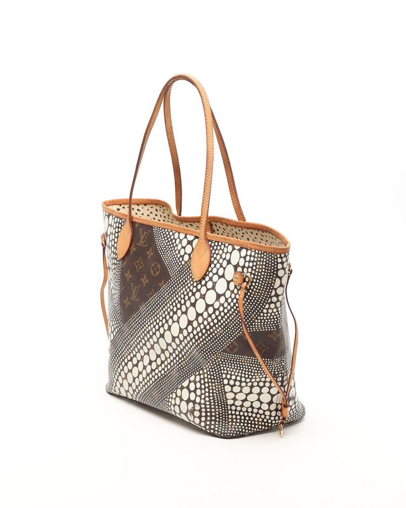 Louis Vuitton × Yayoi Kusama Neverfull MM Monogram Waves – 32 cm - Etoilux