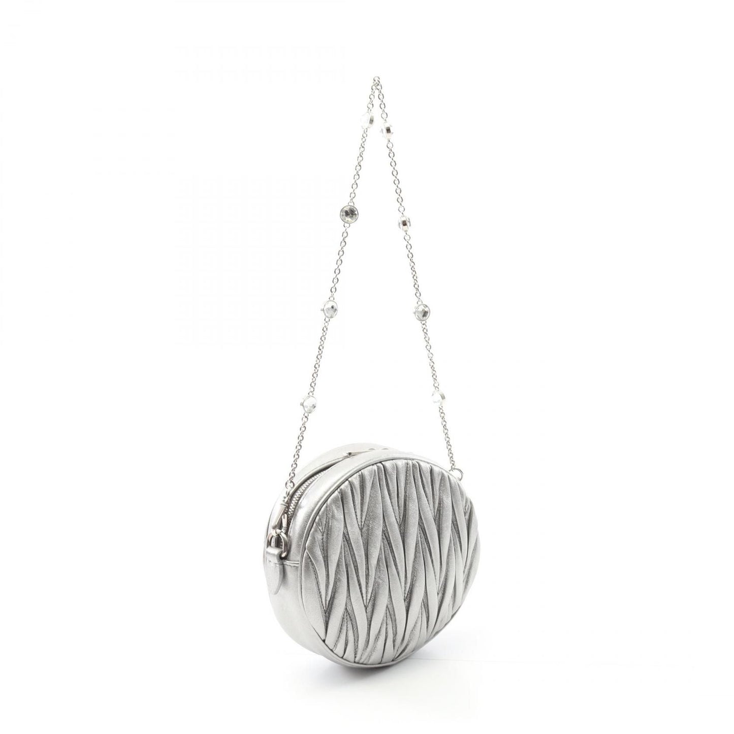 Miu Miu Matelassé Round Crossbody – Pelle Metallizzata Argento con Tracolla a Catena Cristalli – 15 cm - Etoilux