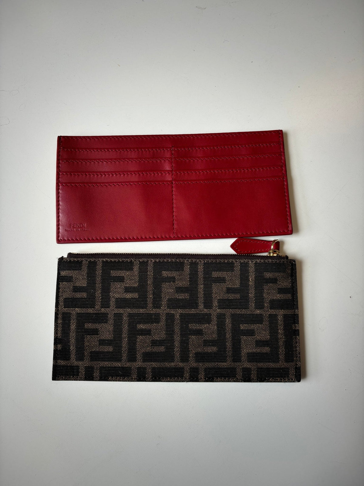 Fendi Wallet on Chain "F is Fendi" in Vernice Rossa con Pochette – 21,5 cm - Etoilux
