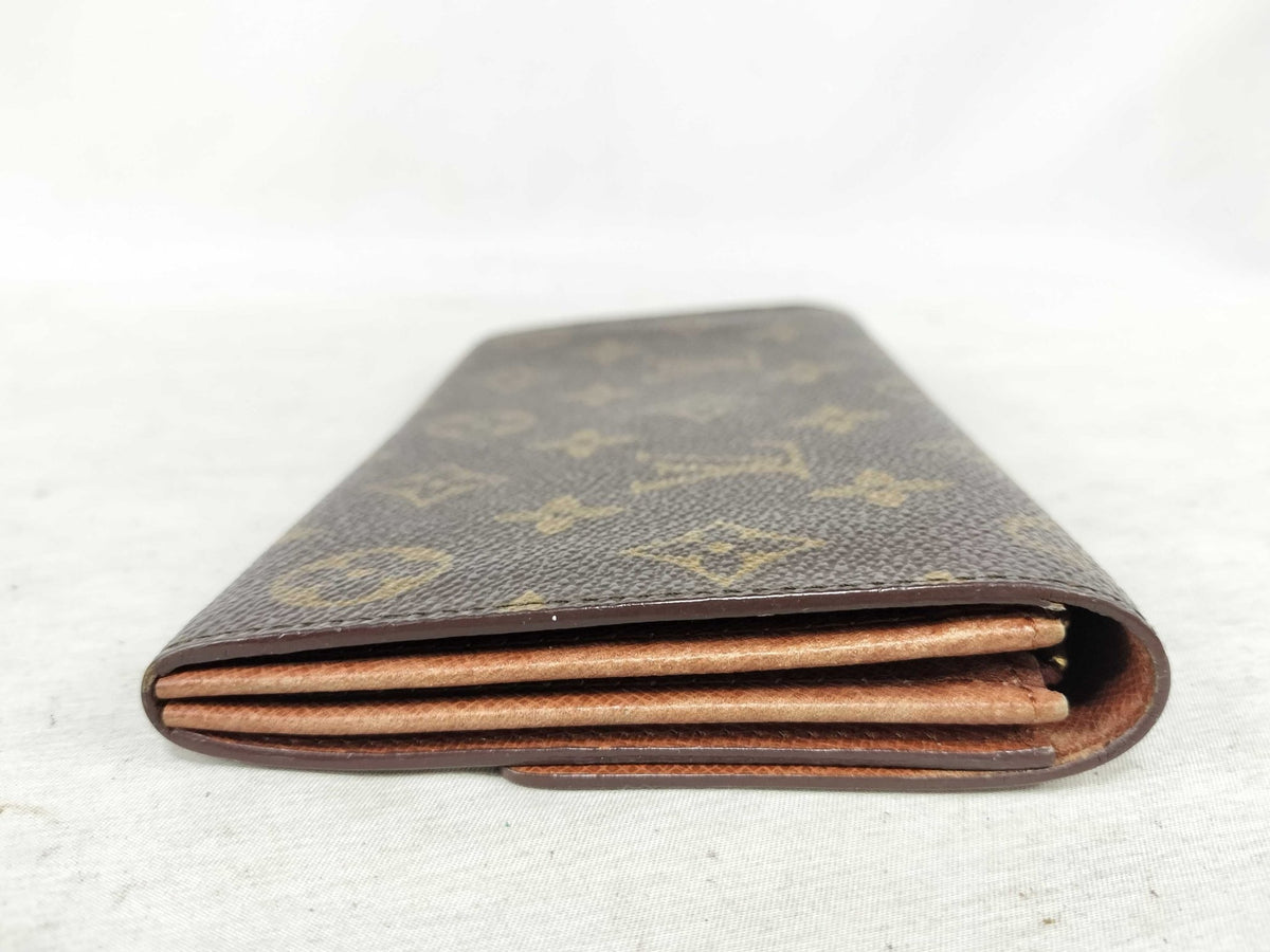 Louis Vuitton Porte Trésor International - Etoilux