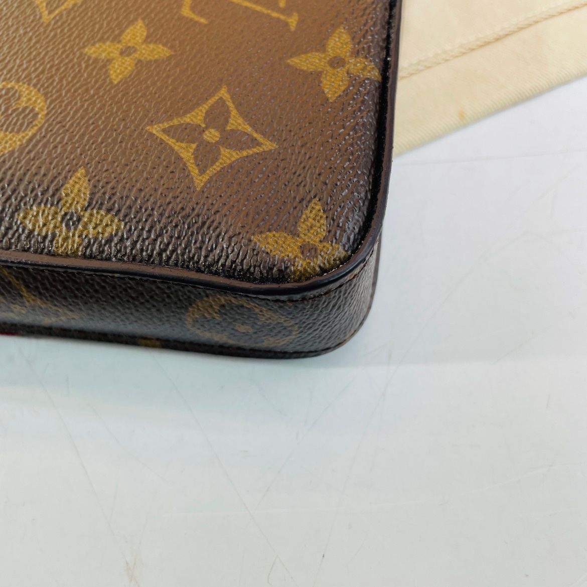 Louis Vuitton – Pochette Félicie Monogram - Etoilux