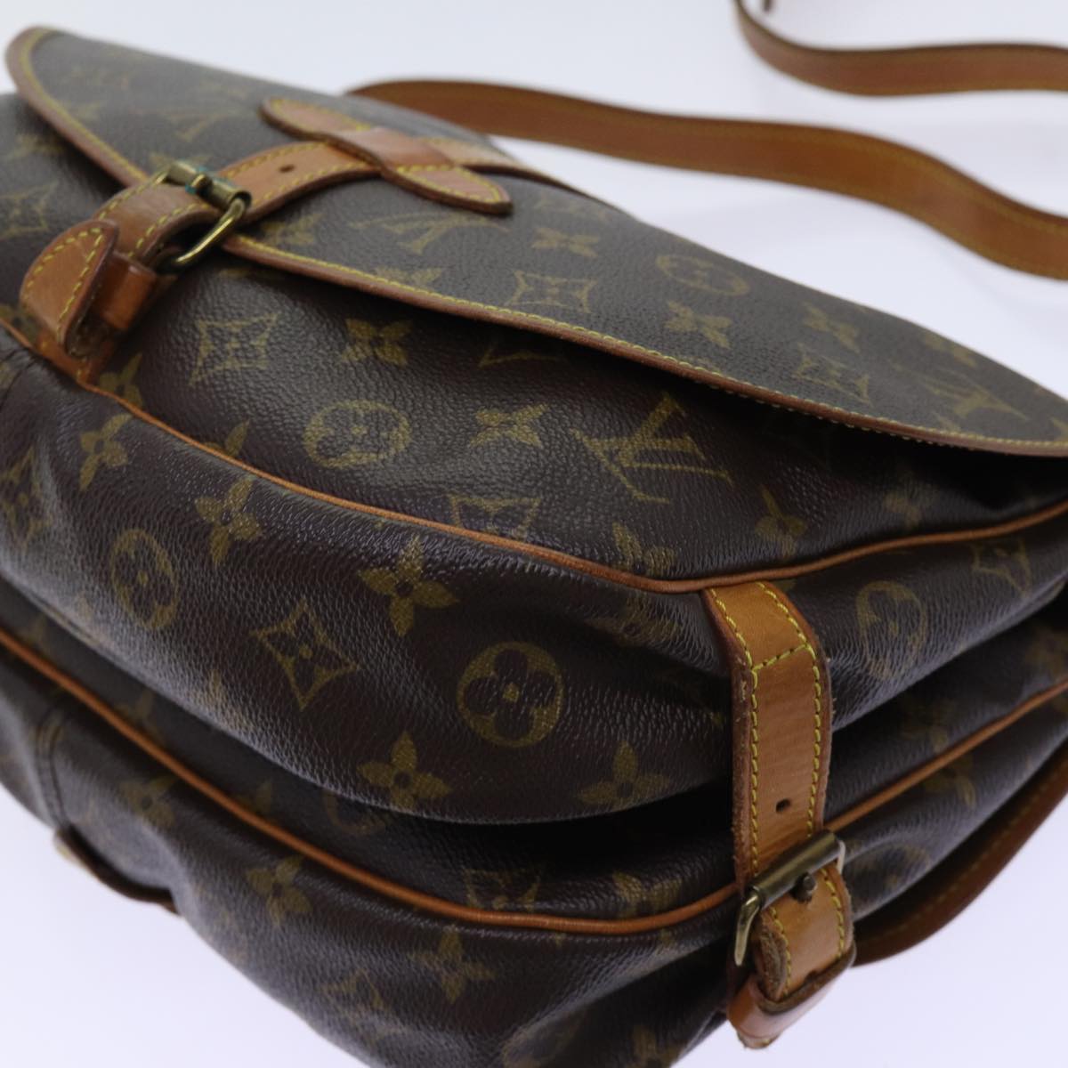 Louis Vuitton Saumur 28 – Monogram Canvas – Made in France - Etoilux