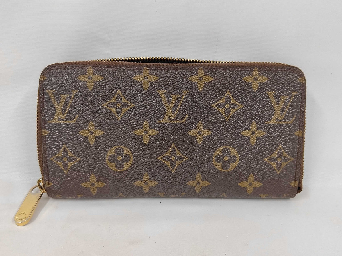 Louis Vuitton Zippy