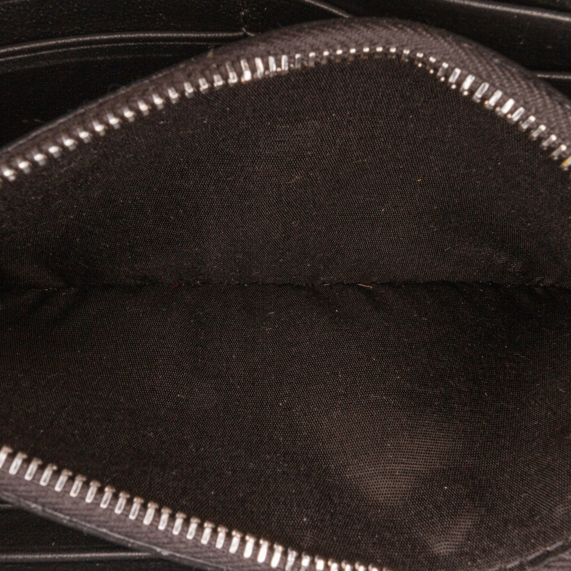 Valentino Garavani – Portafoglio Lungo in Pelle con Dettaglio “ALWAYS” Borchiato - Etoilux