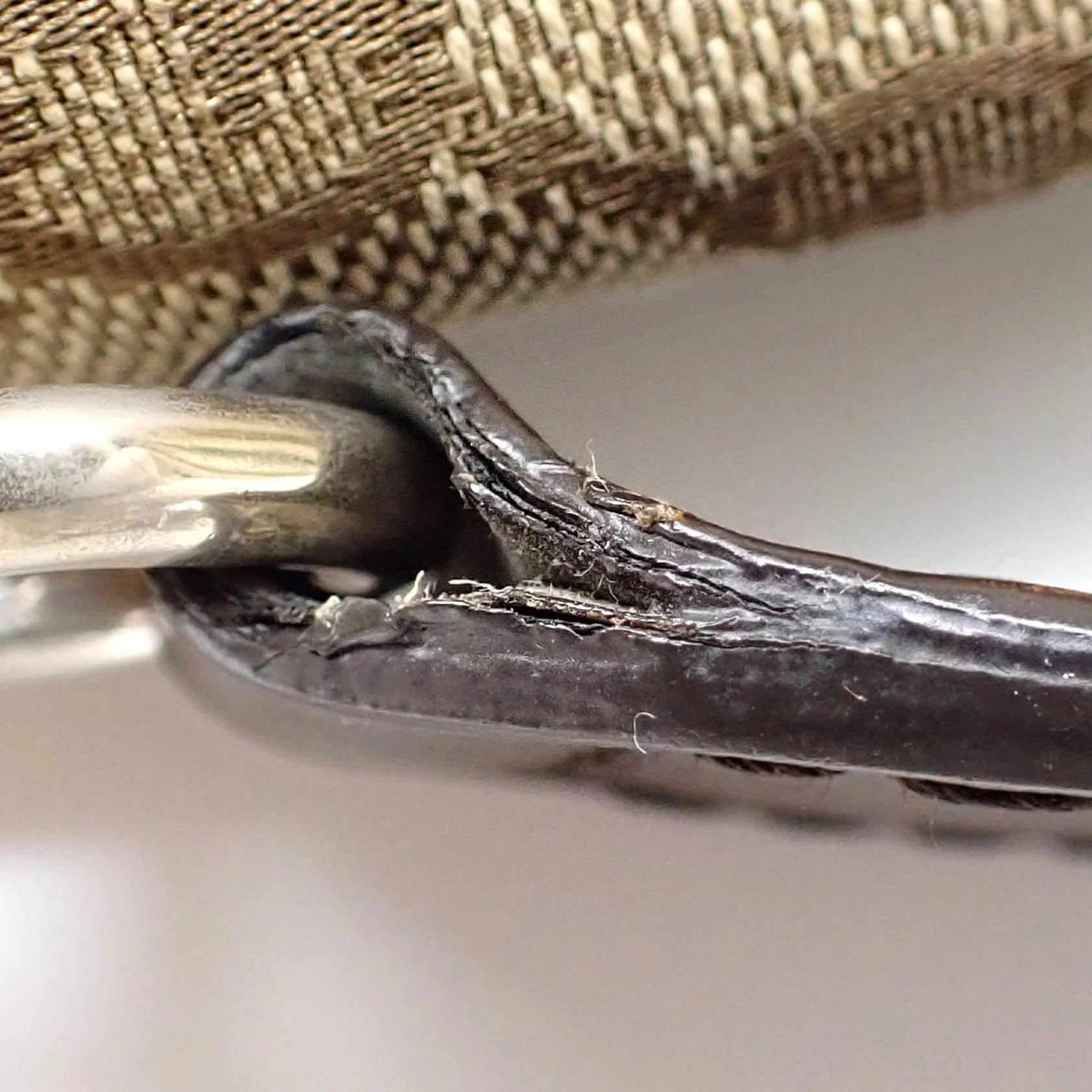 Gucci – GG Supreme Monogram Web Ophidia Crossbody Bag - Etoilux