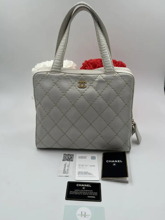 Chanel Wild Stitch Tote Pelle Agnello Off - White — Serie 6 - Etoilux