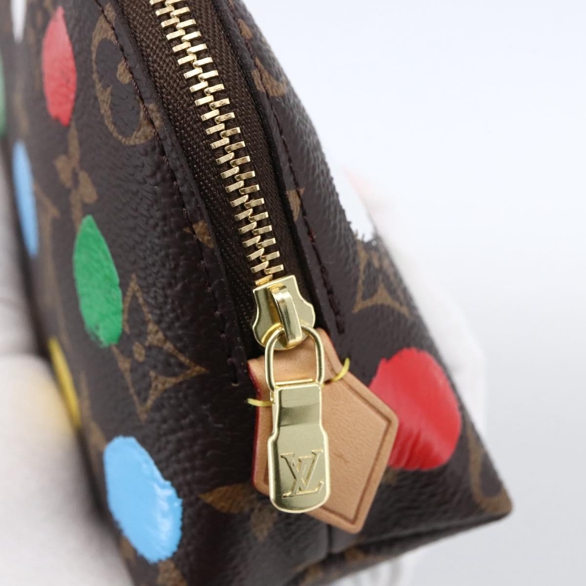 Louis Vuitton × Yayoi Kusama Cosmetic Pouch Tela Monogram Pois Dipinti 2023 - Etoilux
