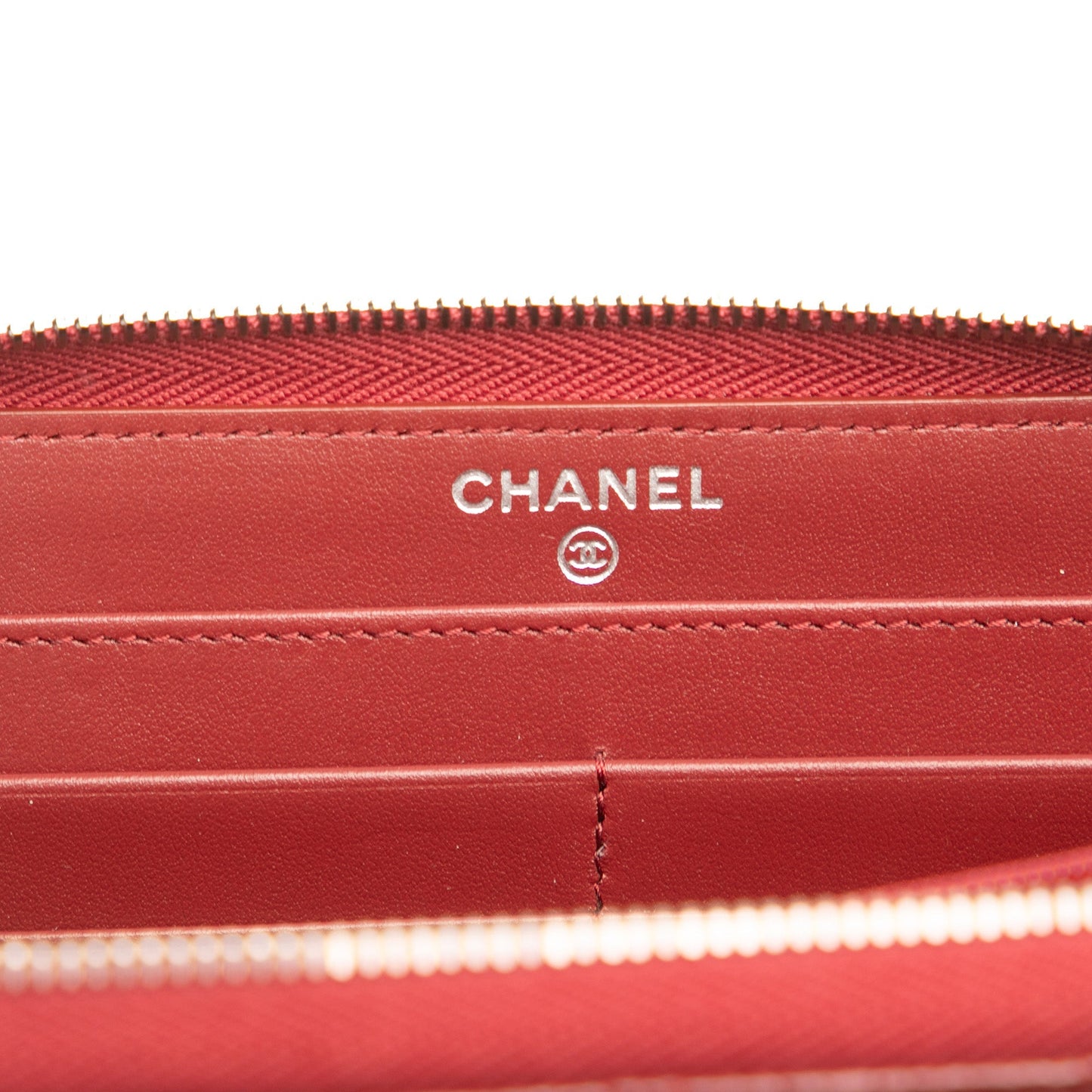 Chanel – Portafoglio Zip Around in Pelle Caviar Rosso (2020) - Etoilux