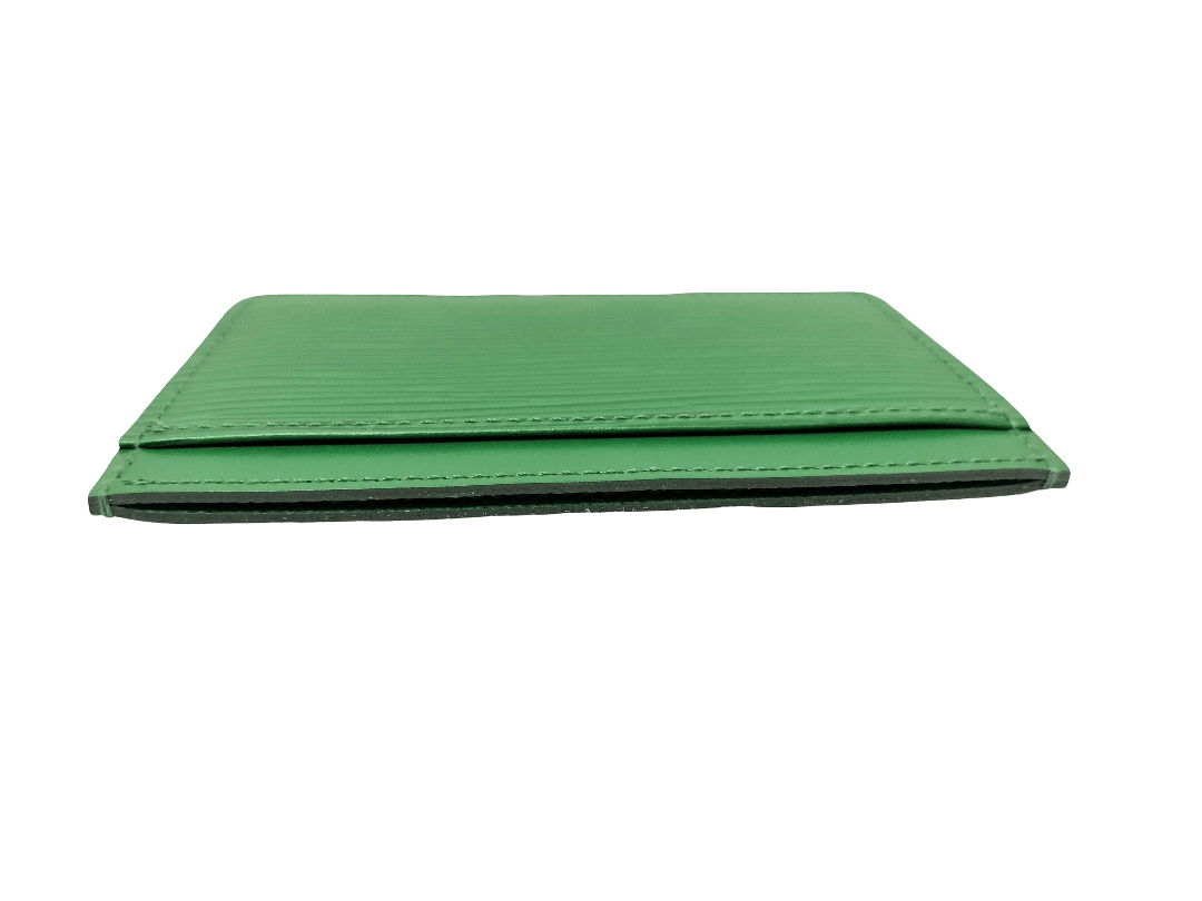 Louis Vuitton Porta Carte in Pelle Epi Verde Borneo – 11 cm - Etoilux