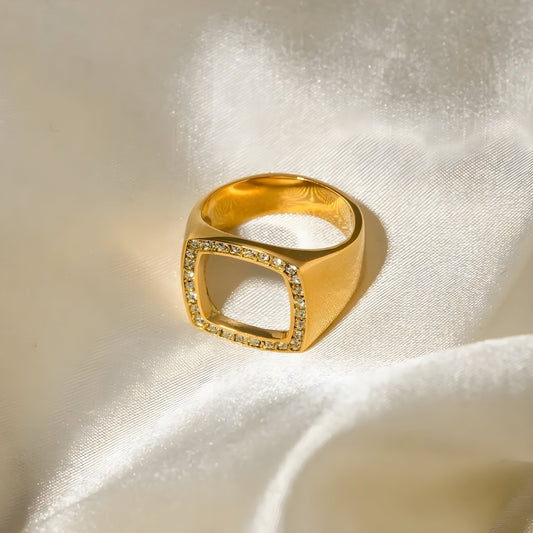 BEHI PILAR RING - Etoilux