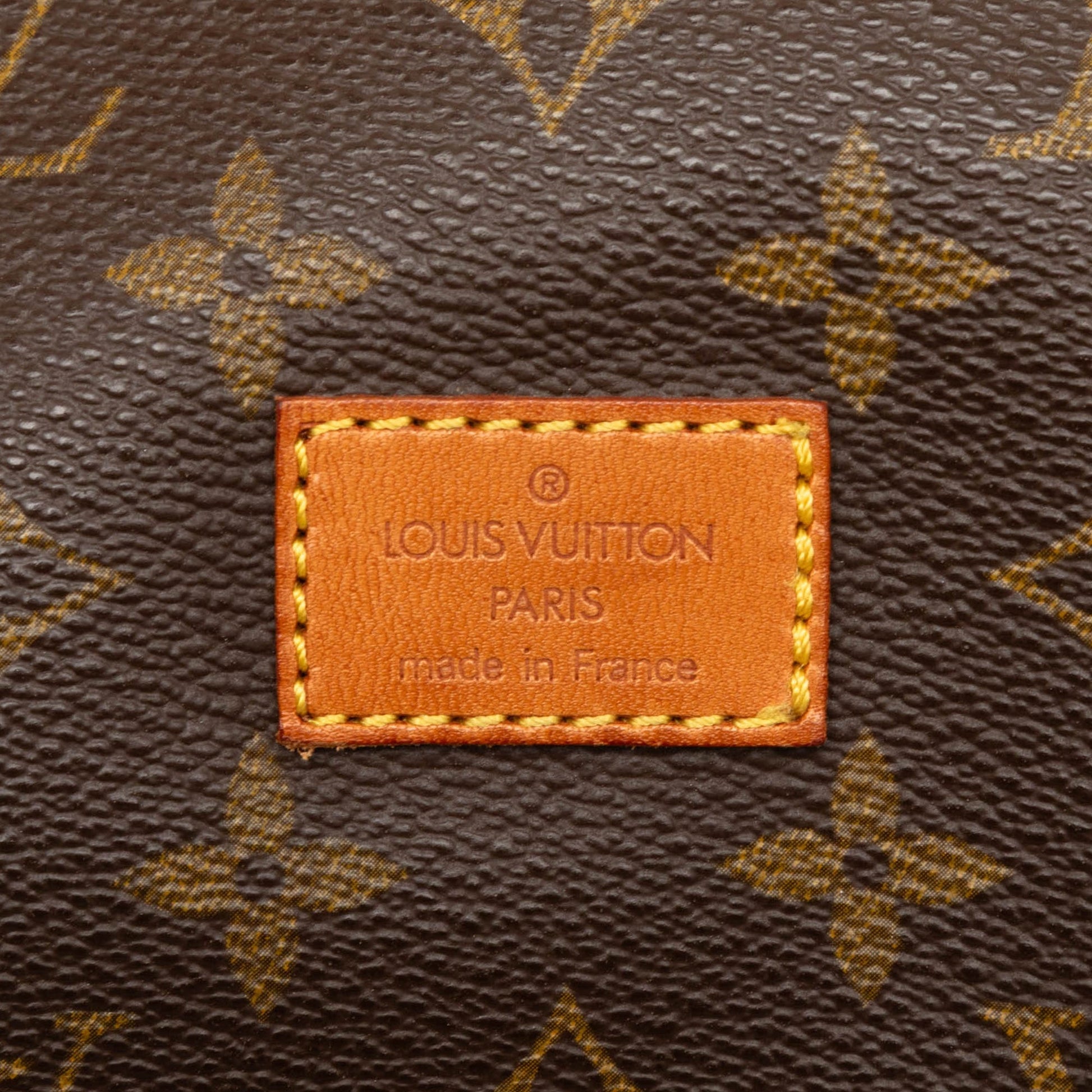 Louis Vuitton Saumur 25 Monogram Canvas 1993 – Crossbody Vintage - Etoilux