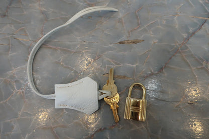 Hermès Birkin 30 Taurillon Clémence Blanc Hardware Dorato — 2008 - Etoilux