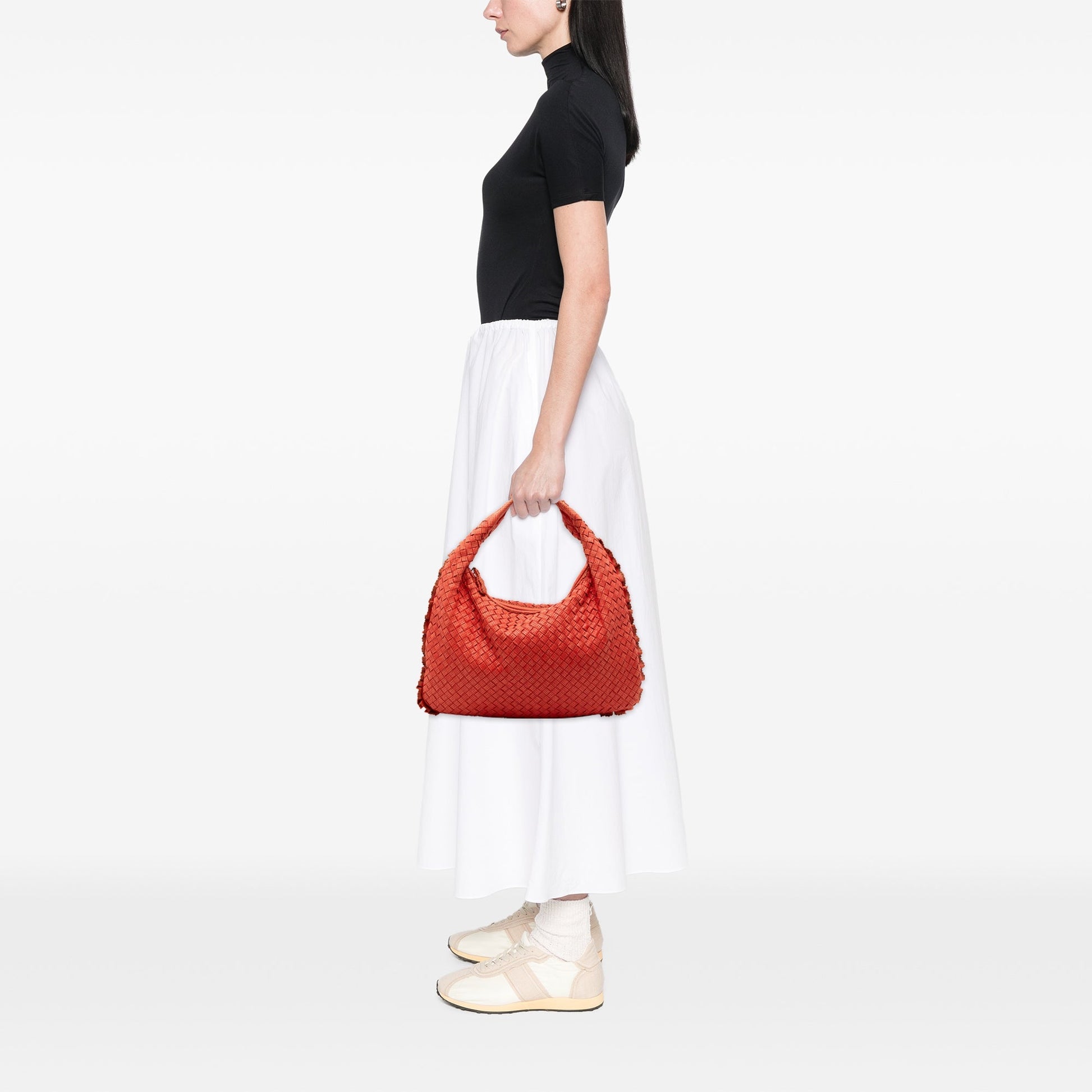 Bottega Veneta – Hobo Piccola Veneta in Nappa Intrecciata Traforata - Etoilux