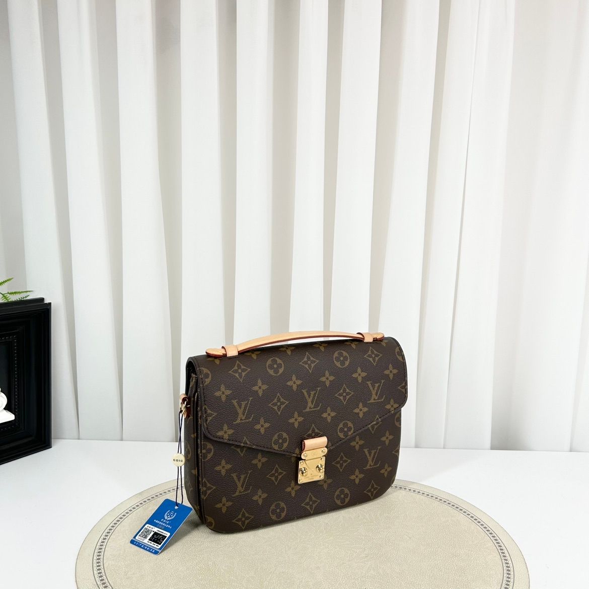 Louis Vuitton Pochette Métis – Monogram Canvas - Etoilux