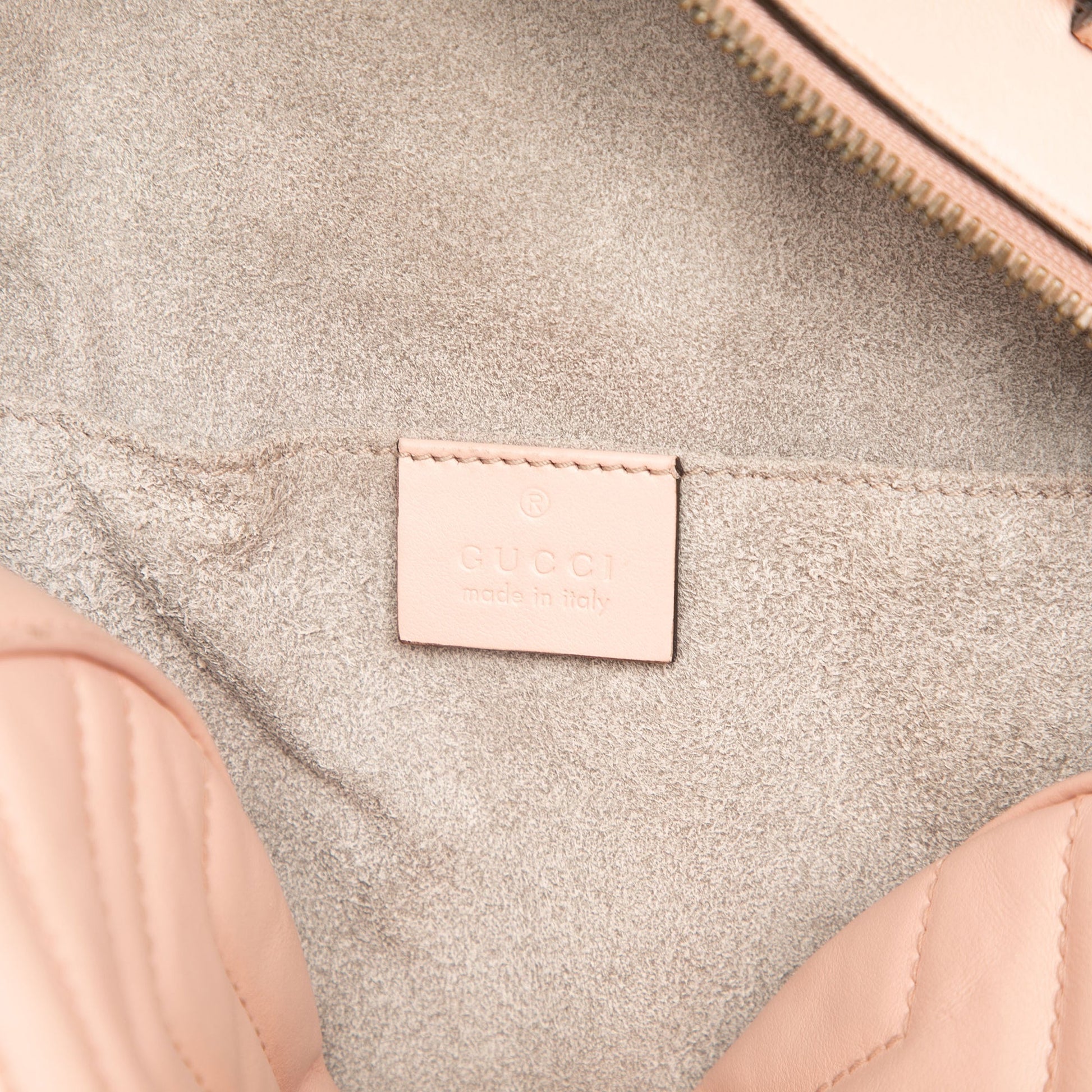 Gucci – GG Marmont Small Backpack - Etoilux