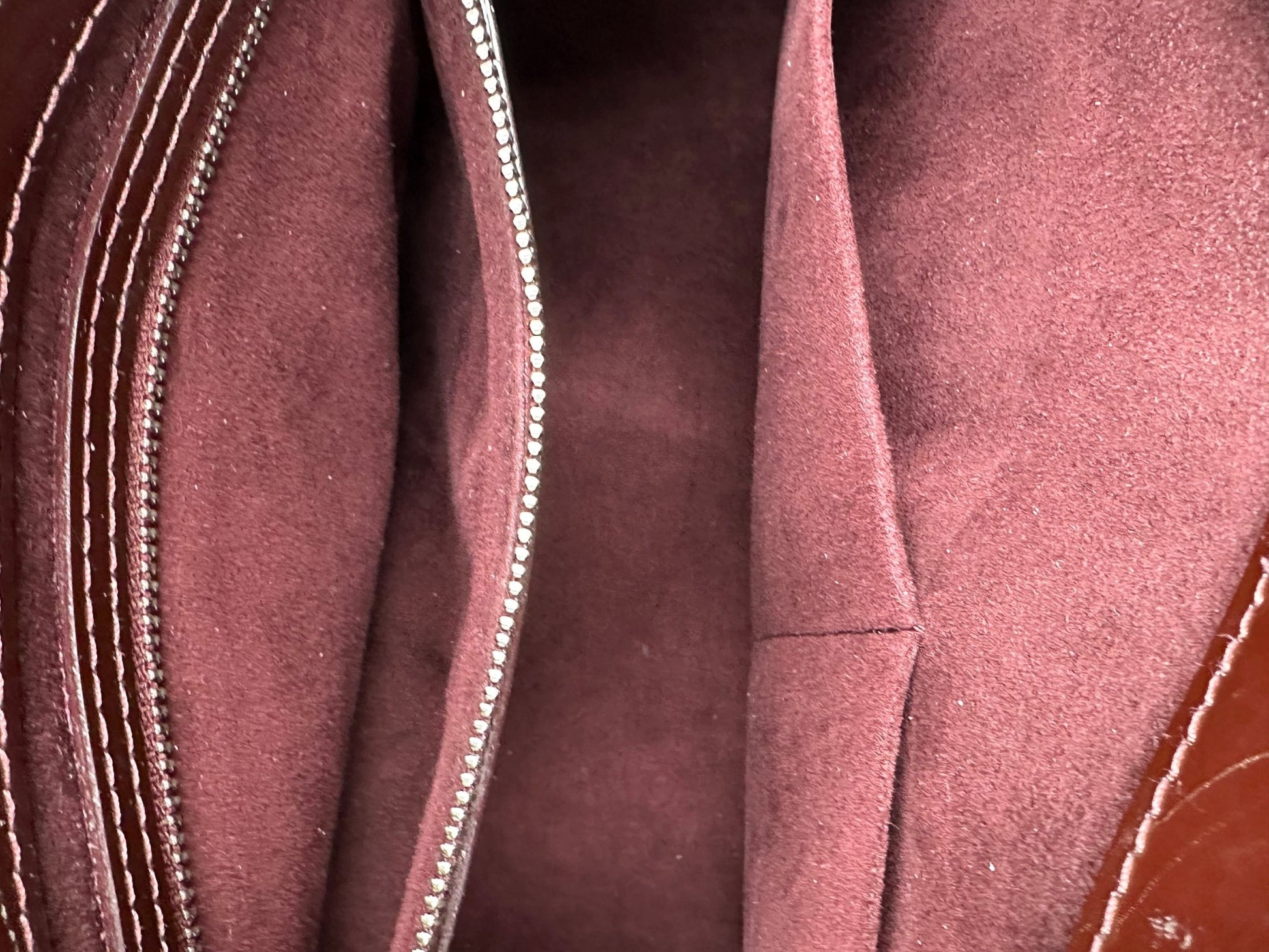 Louis Vuitton Mirabeau GM Pelle Epi Electric Amarante – 2011 - Etoilux