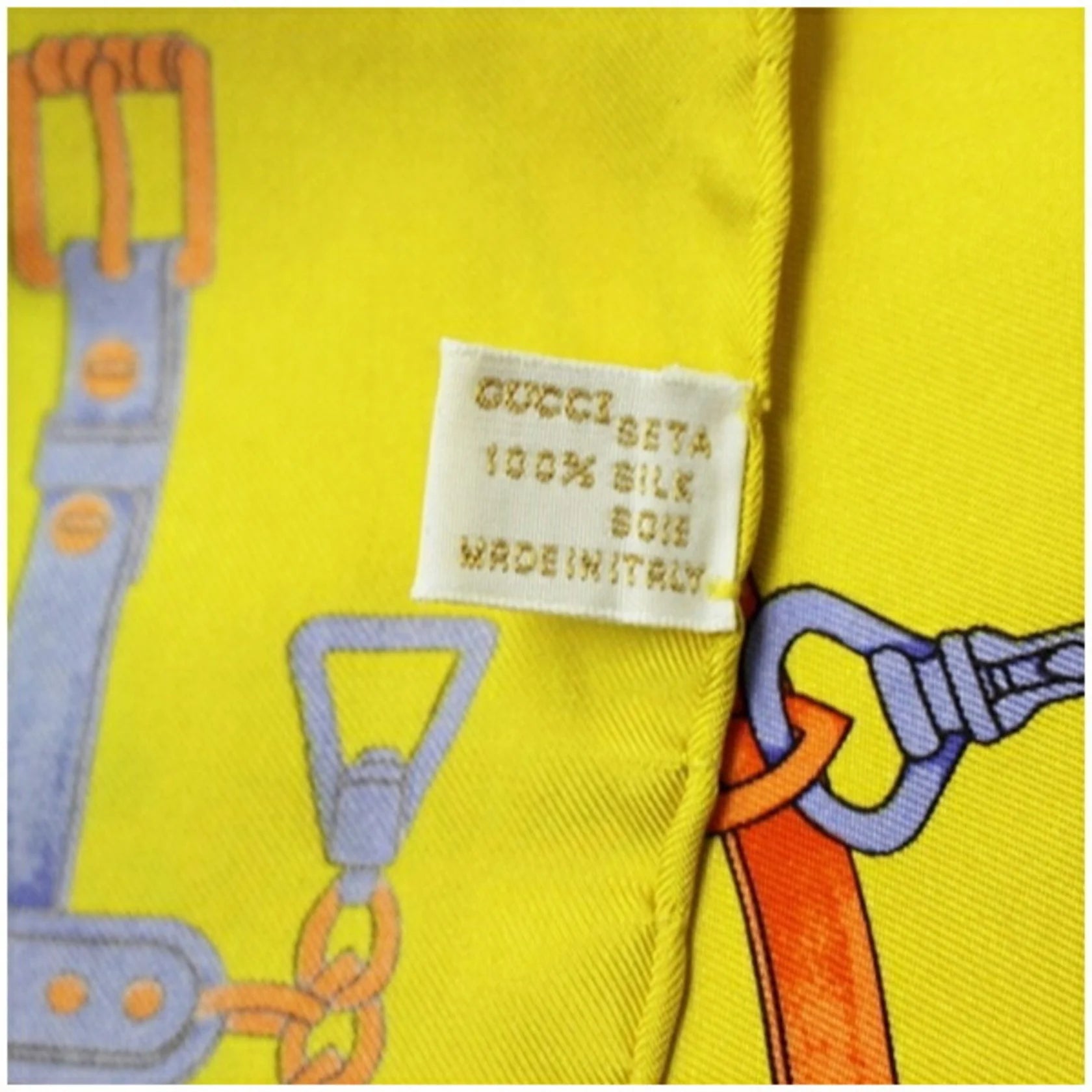 Gucci – Mini Sciarpa in Seta con Motivo Cinture – Giallo - Etoilux