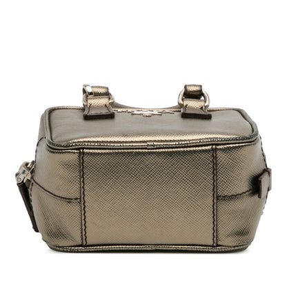 Prada – Mini Ciondolo per Borsa in Saffiano Metallizzato - Etoilux
