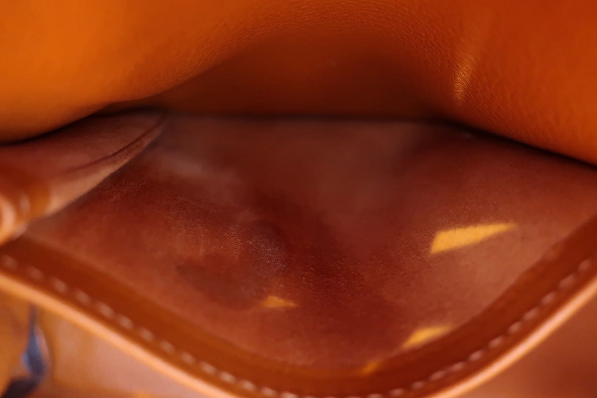 Hermès Kelly 28 Retourné Togo Orange Hardware Palladio 2004 - Etoilux