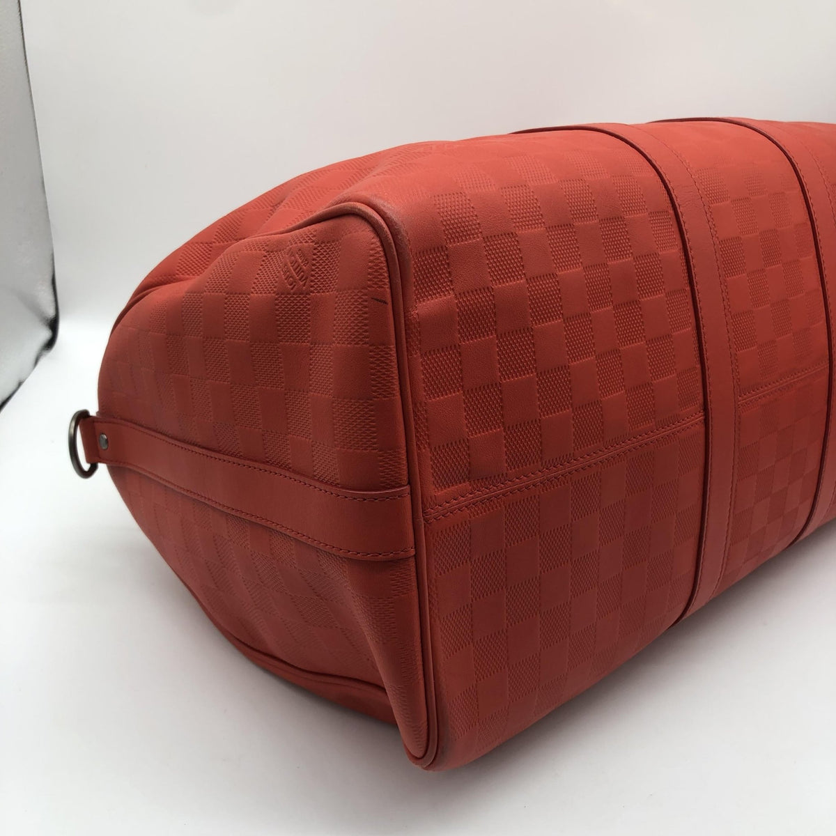 Louis Vuitton Keepall Bandoulière 55 Damier Infini Rosso Corallo, 2012 – 55 cm - Etoilux