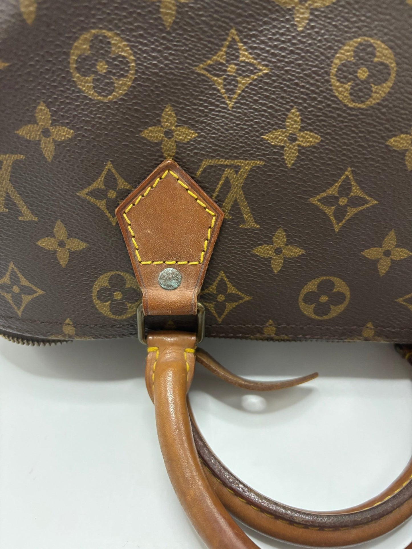 Louis Vuitton Speedy 30 Monogram Vintage (1989) - Etoilux