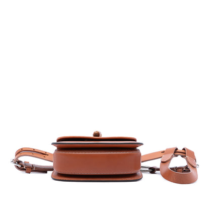 Gucci Bamboo 1947 Belt Bag Pelle di Vitello Marrone con Cintura Horsebit — Mini - Etoilux
