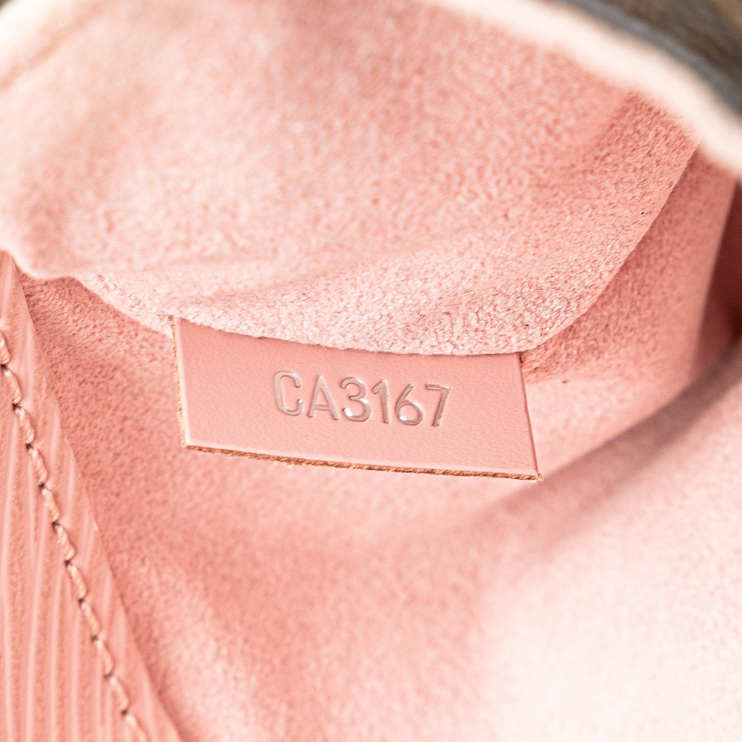 Louis Vuitton Saint - Michel – Monogram & Epi Rose Ballerine (2017) - Etoilux