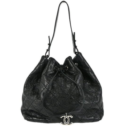 Chanel On the Road bucket bag vitello crinkled nero vista frontale
