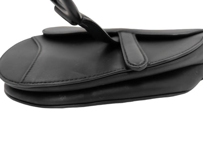 Dior Mini Saddle Ultramatte in Pelle di Vitello Nera con Tracolla Christian Dior – 19,5 cm - Etoilux