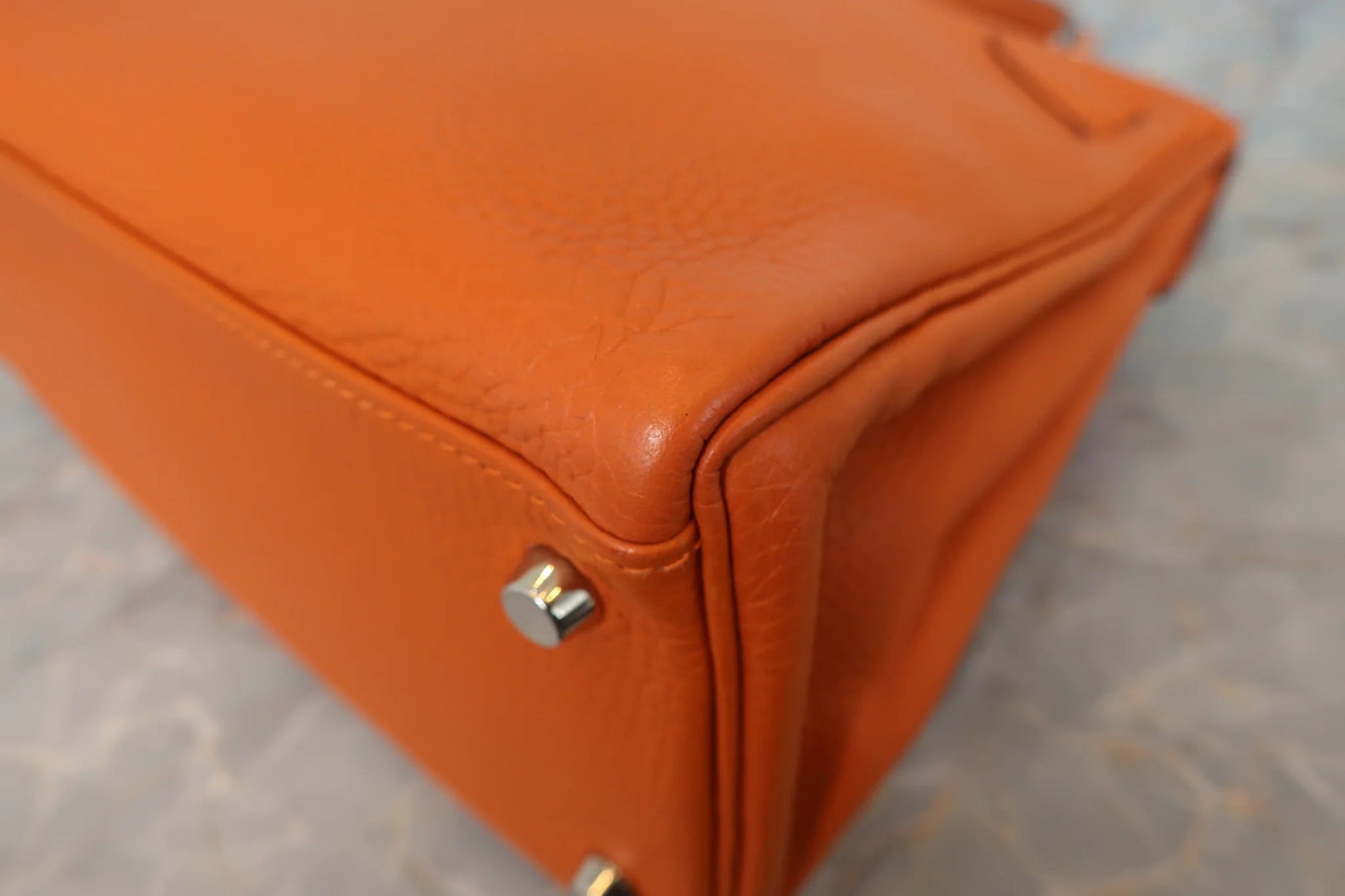 Hermès Kelly 28 Retourné Togo Orange Hardware Palladio 2004 - Etoilux