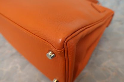 Hermès Kelly 28 Retourné Togo Orange Hardware Palladio 2004 - Etoilux