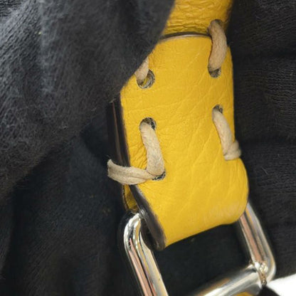 Fendi Piccola borsa a tracolla Selleria Peekaboo ISeeU in pelle di vitello - Etoilux