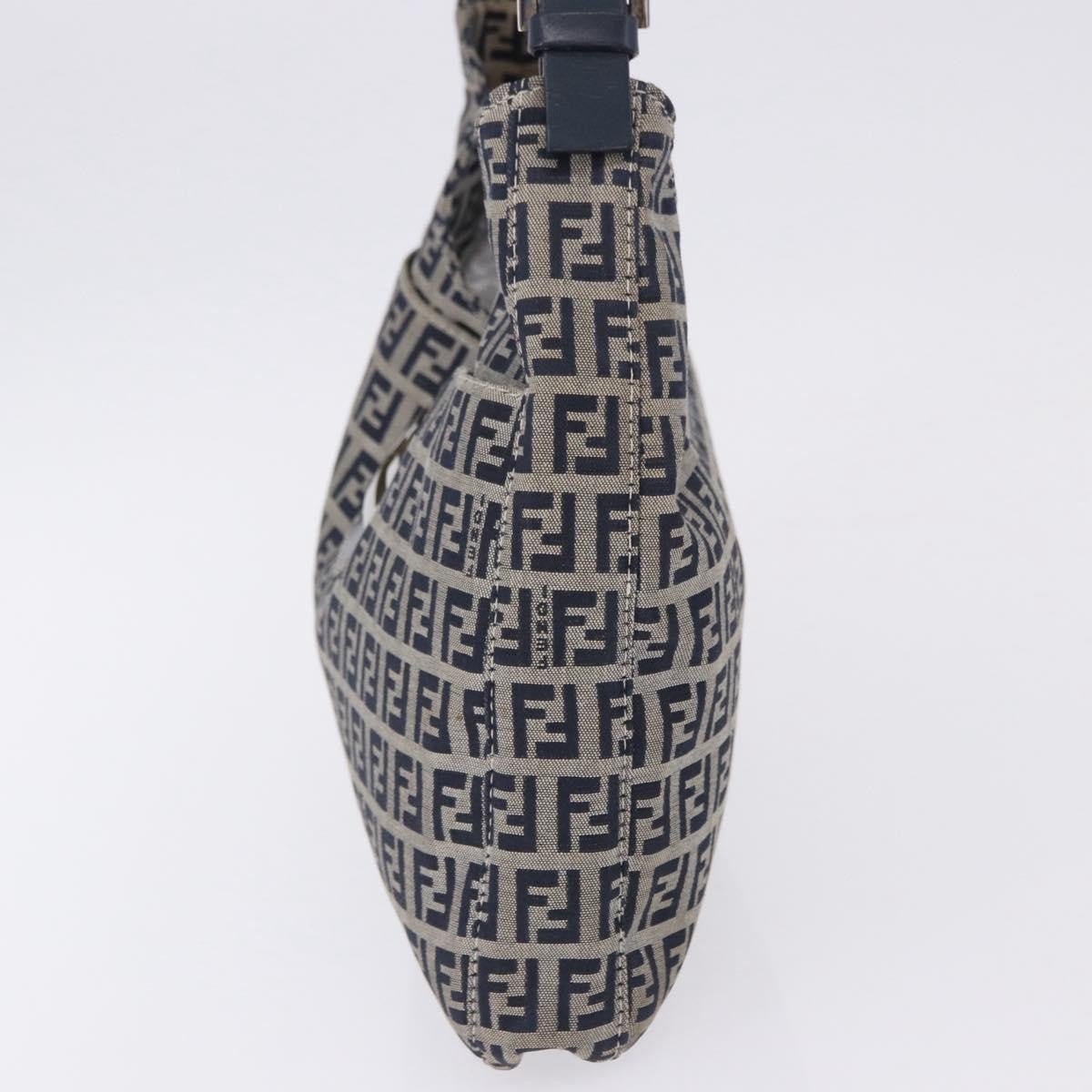 Fendi Hobo con fibbia sul manico - Etoilux