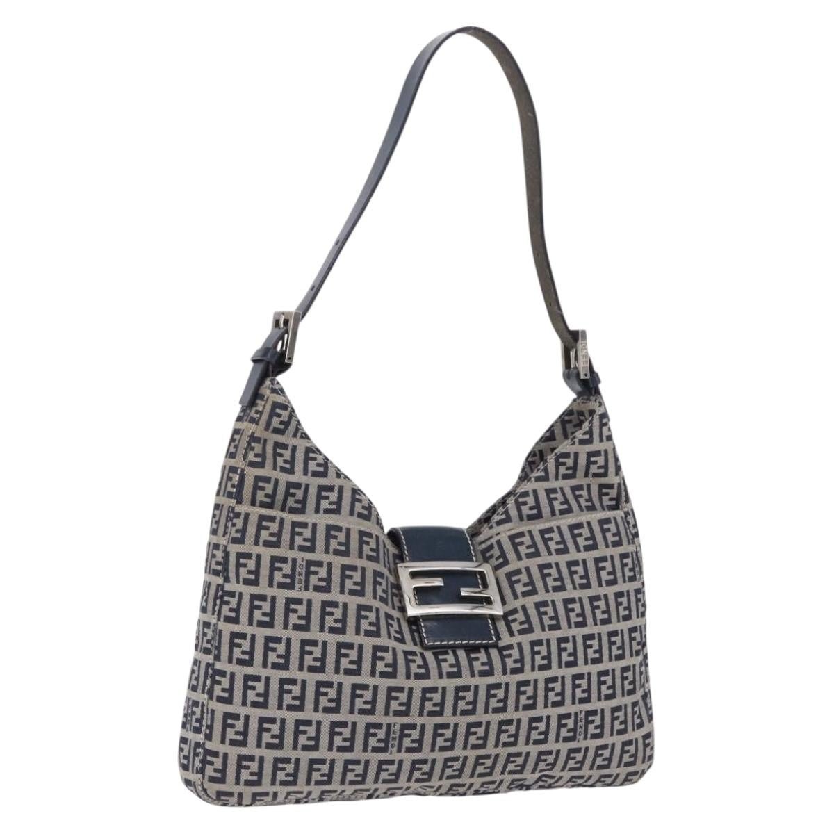 Fendi Hobo con fibbia sul manico - Etoilux