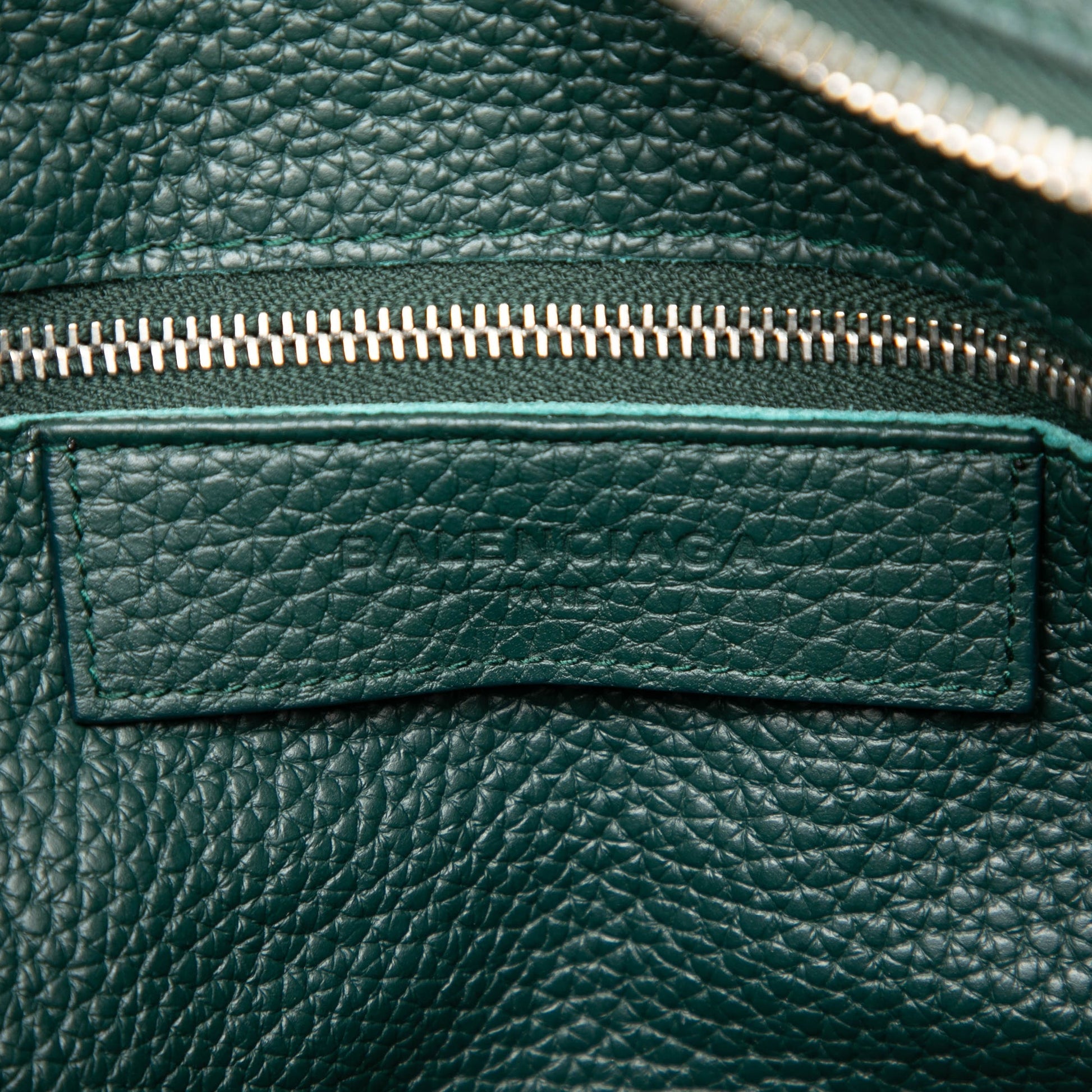 Balenciaga Blackout City Pelle Martellata Verde – 37 cm - Etoilux