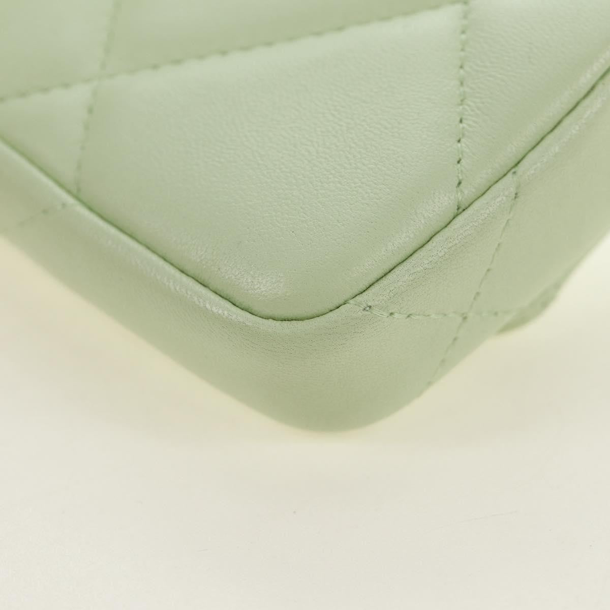 Chanel 19 Portamonete con Patta e Catena Pelle Agnello Verde Menta 2021 – 10 cm - Etoilux
