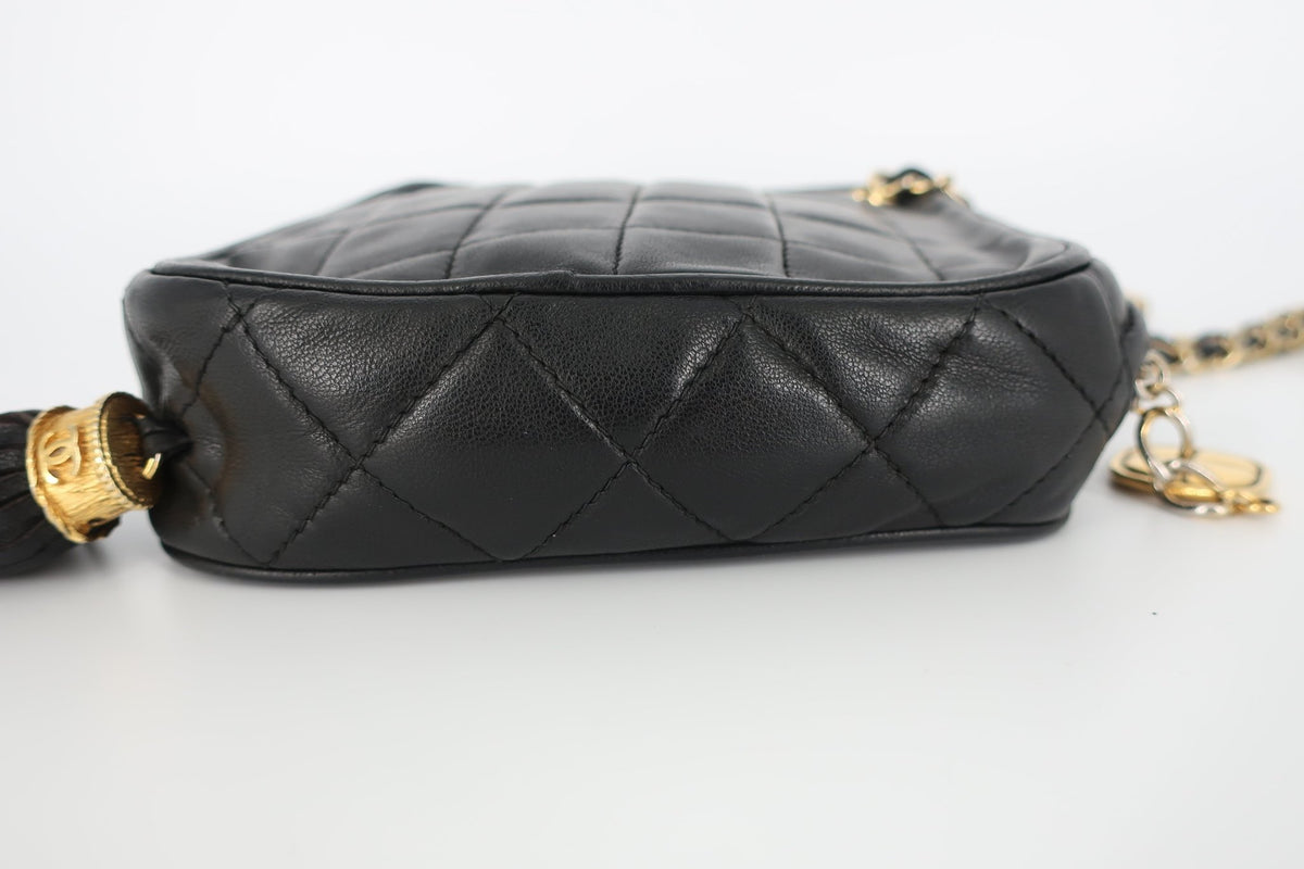 Chanel Matelassé con Catena - Etoilux