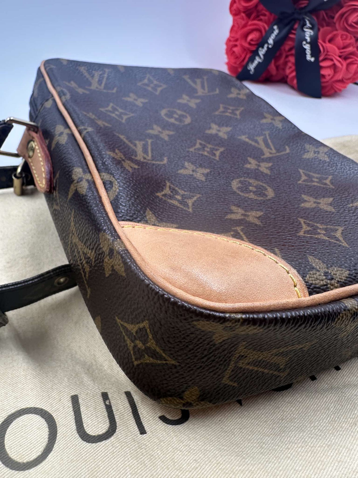 Louis Vuitton Danube PM Monogram Canvas 2006 - Etoilux