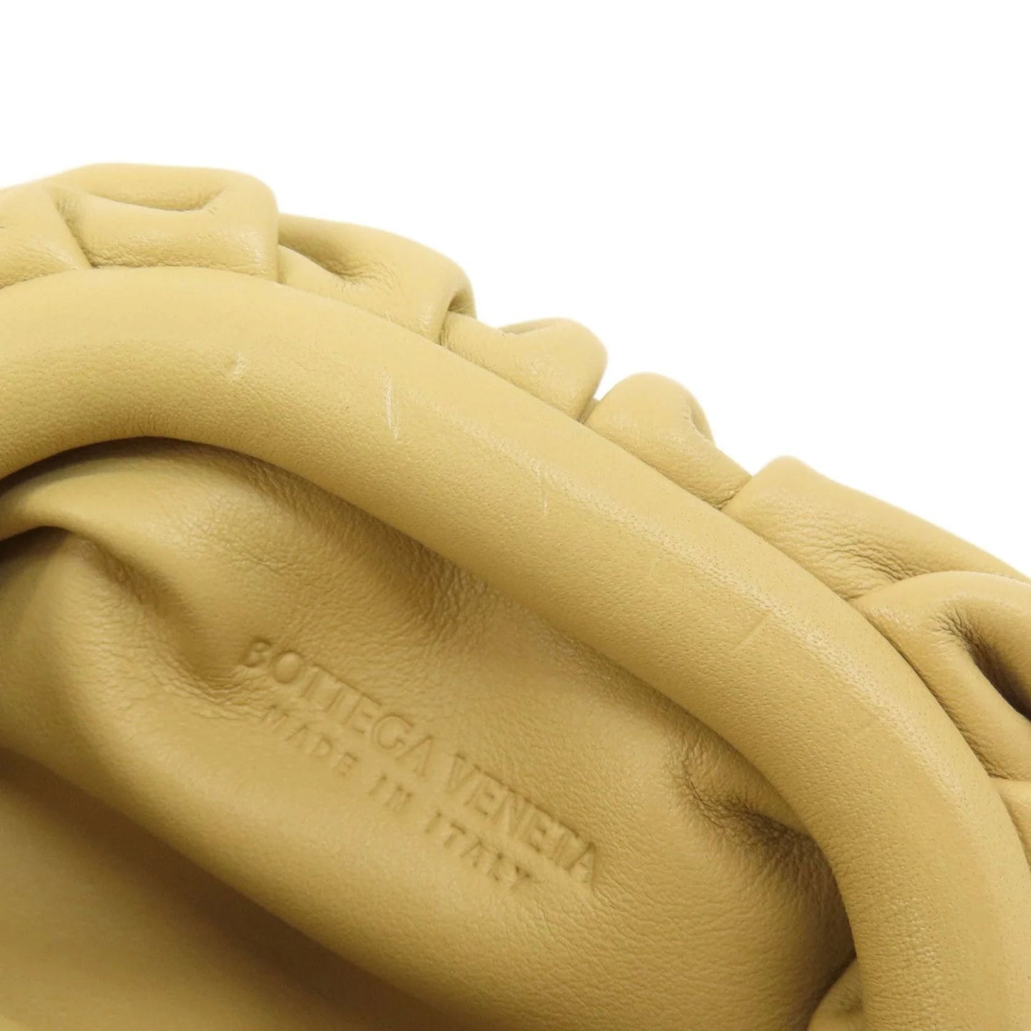 Bottega Veneta – Portamonete The Pouch in pelle beige - Etoilux