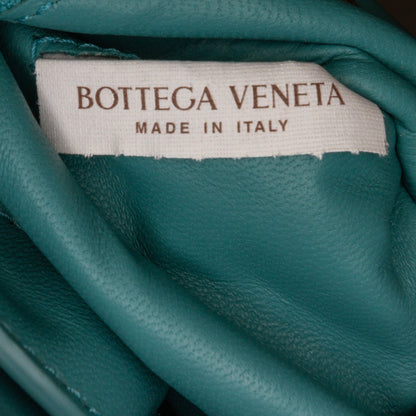 Bottega Veneta – Padded Cassette in pelle nappa blu con catena dorata – 18 x 26 x 6 cm - Etoilux