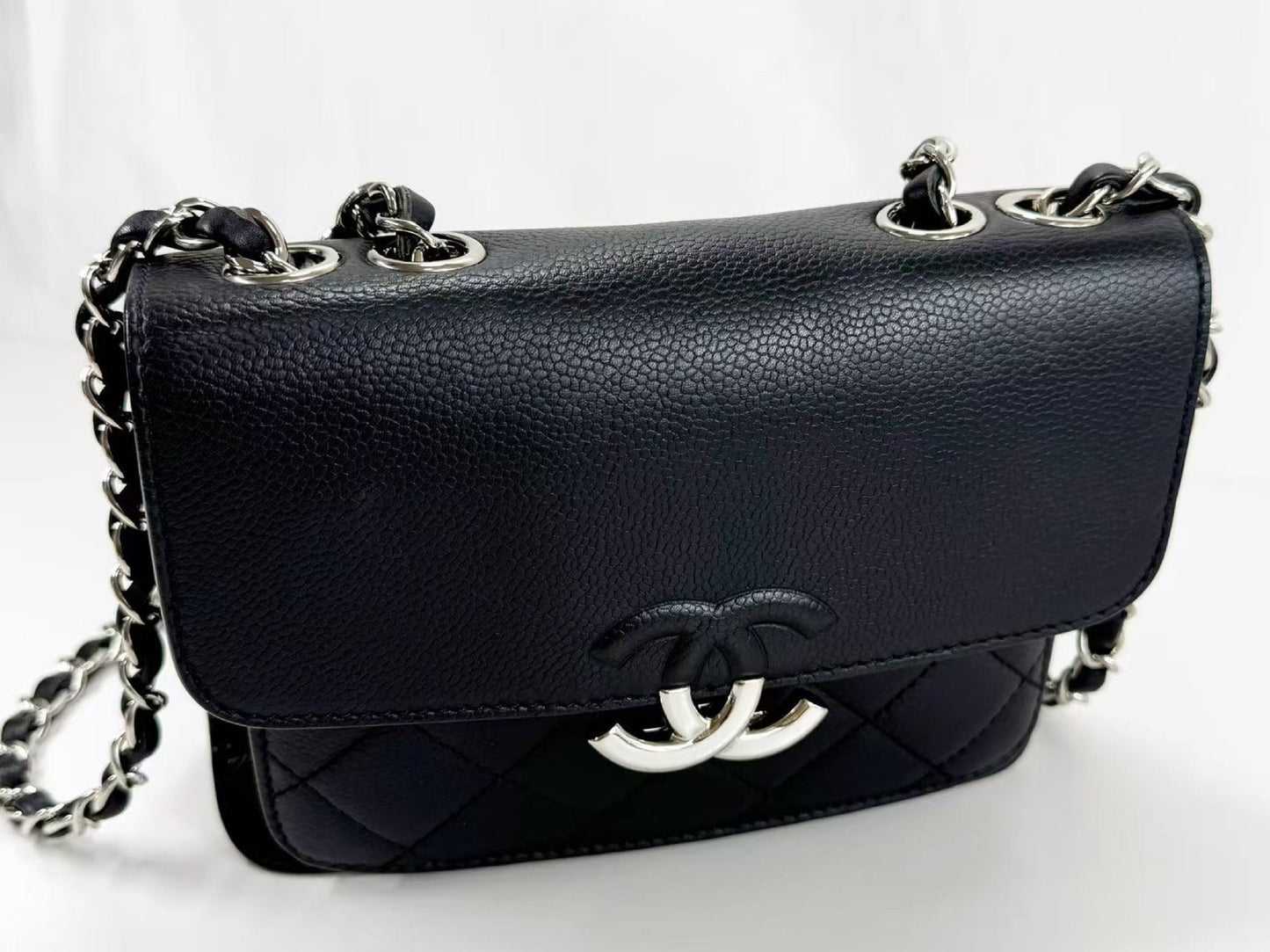 Chanel Coco Logo Top Handle Flap Bag Caviar Nero Hardware Silver — Nuova con Sigillo - Etoilux