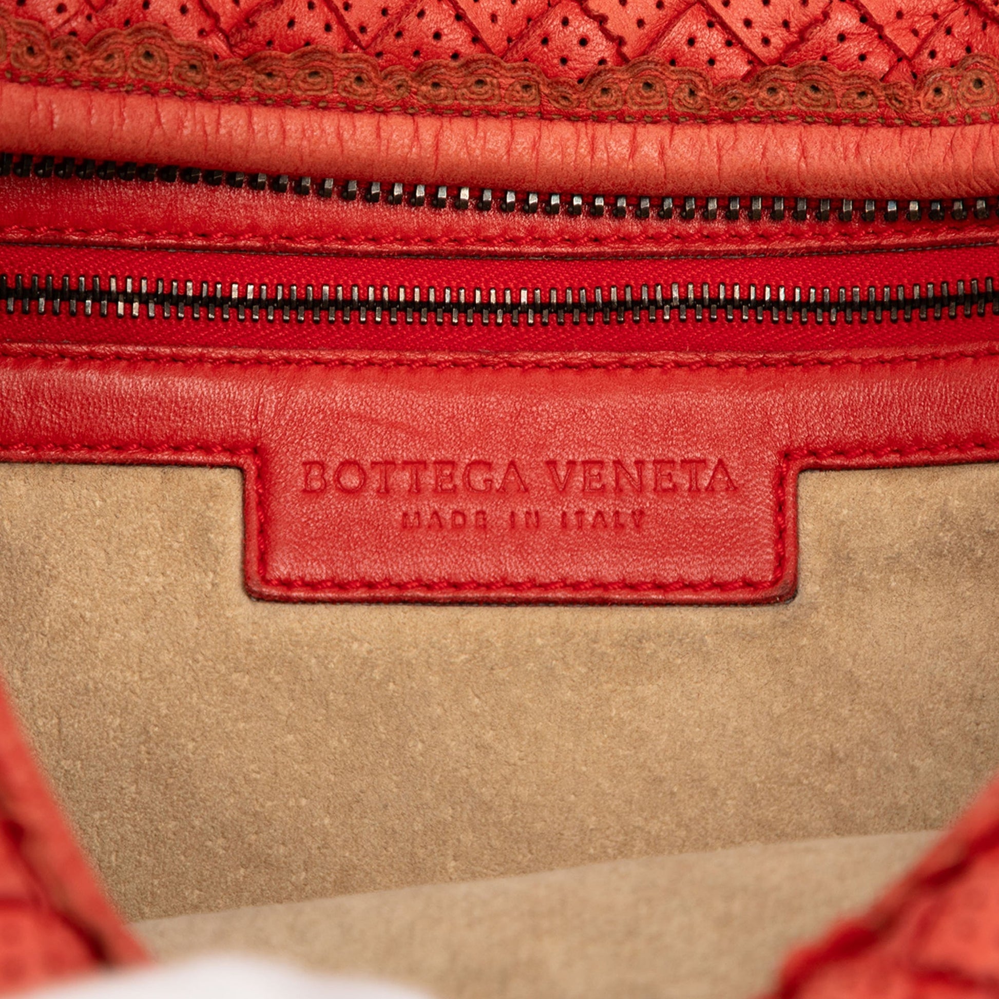 Bottega Veneta – Hobo Piccola Veneta in Nappa Intrecciata Traforata - Etoilux