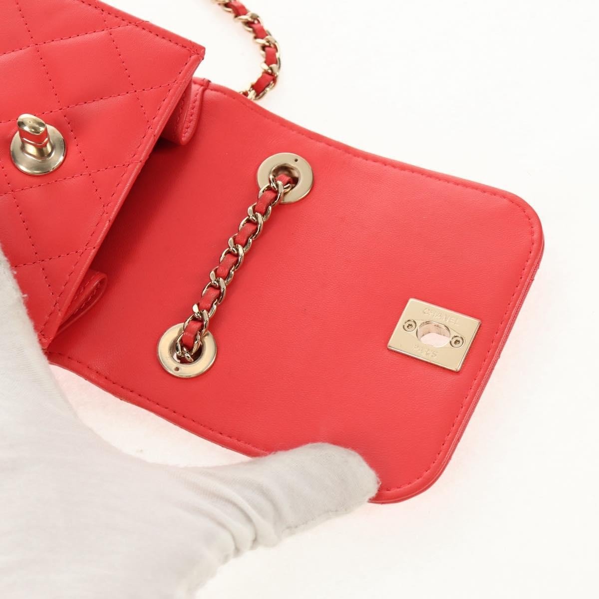 Chanel Trendy CC Small Flap Bag Pelle di Agnello Rossa Hardware Dorato - Etoilux